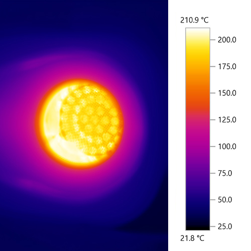 Accurate temperature readings of the Utillian 850 chamber using thermal camera