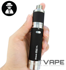 Yocan Evolve Plus XL in another hand