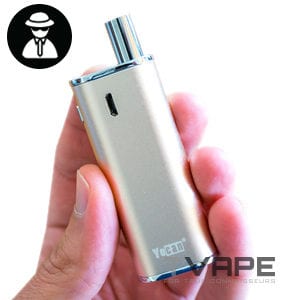 Yocan Hive 2 in another hand