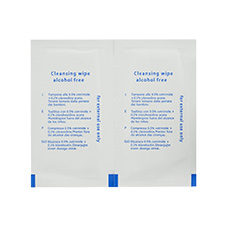 In the box: norddampf relict-cleaning wipes