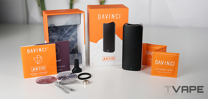 DaVinci Artiq 510 Thread Battery on a table with all its accessories