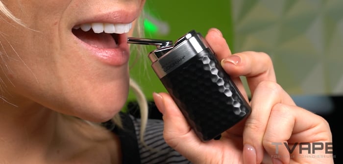 Lookah Python concentrate vaporizer - inhalation process