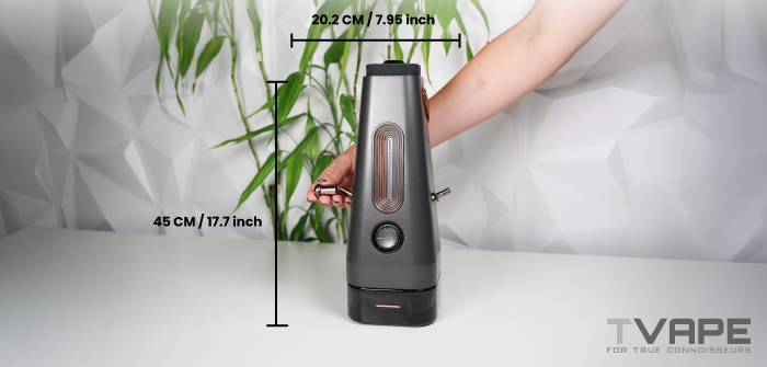 AirVape Enso size comparison with measurement overlays showing 45 cm / 17.7 inch height and 20.2 cm / 7.95 inch width
